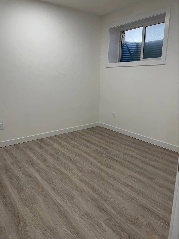 2 Bed 1 Bath Basement Suite for Rent in Keswick, Edmonton - photo 2