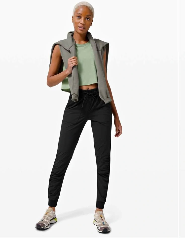 Lululemon Beyond the Studio Jogger Black Size 8