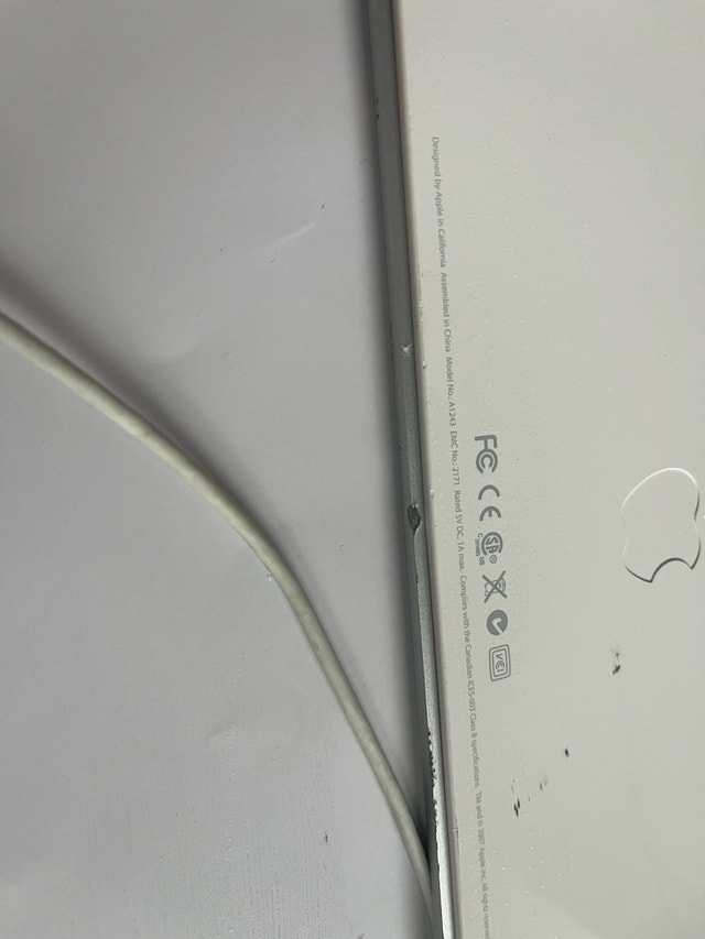 Apple Keyboard USB Wired Full-Size with Numeric Keypad - photo 2