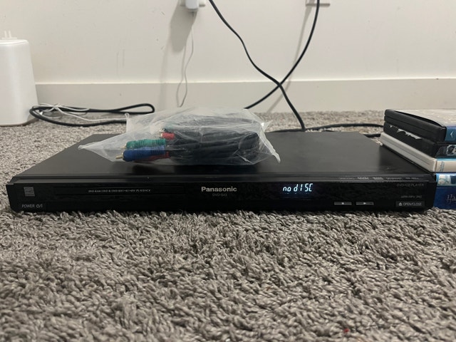 Panasonic DVD Player and DVD Discs Bundle - photo 2