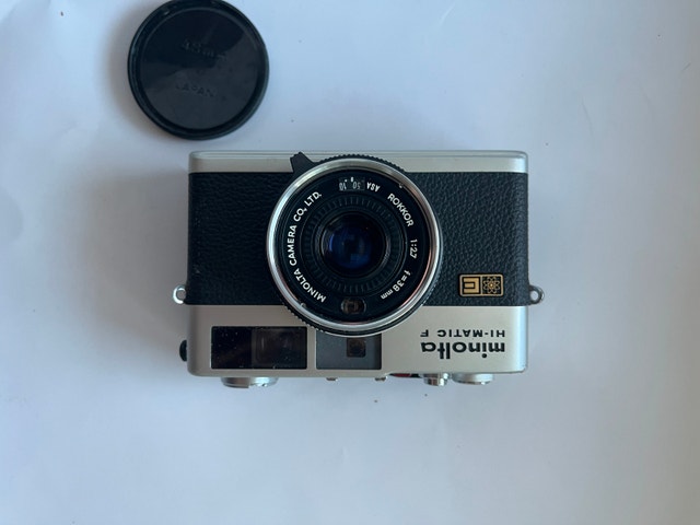 Minolta Hi-Matic F 35mm Film Camera - photo 4