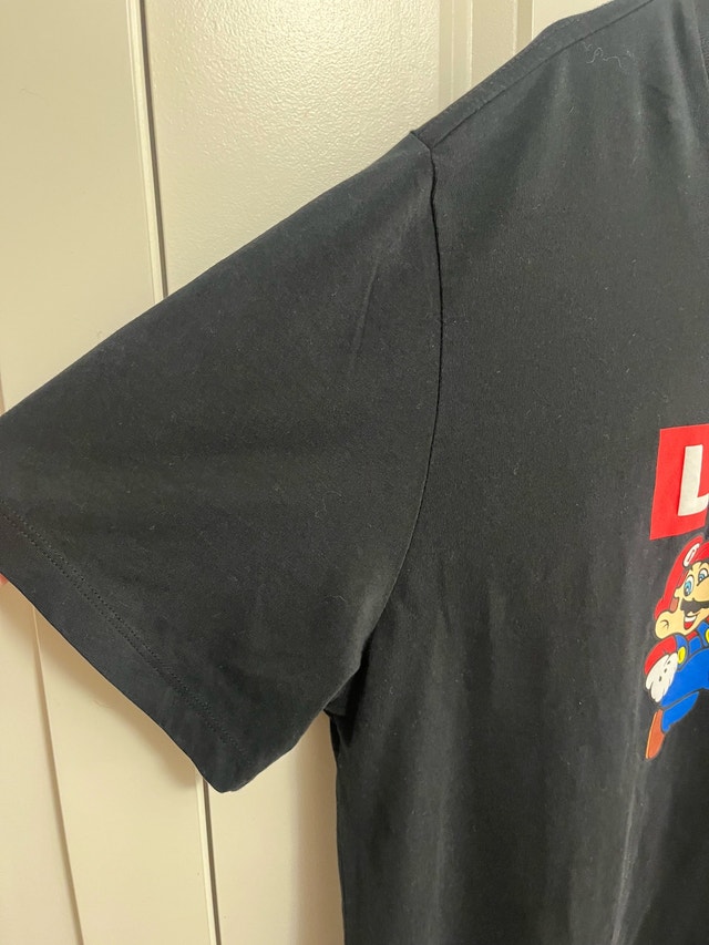 Levi's Limited Edition Men's Super Mario Graphic Tee XL - photo 4