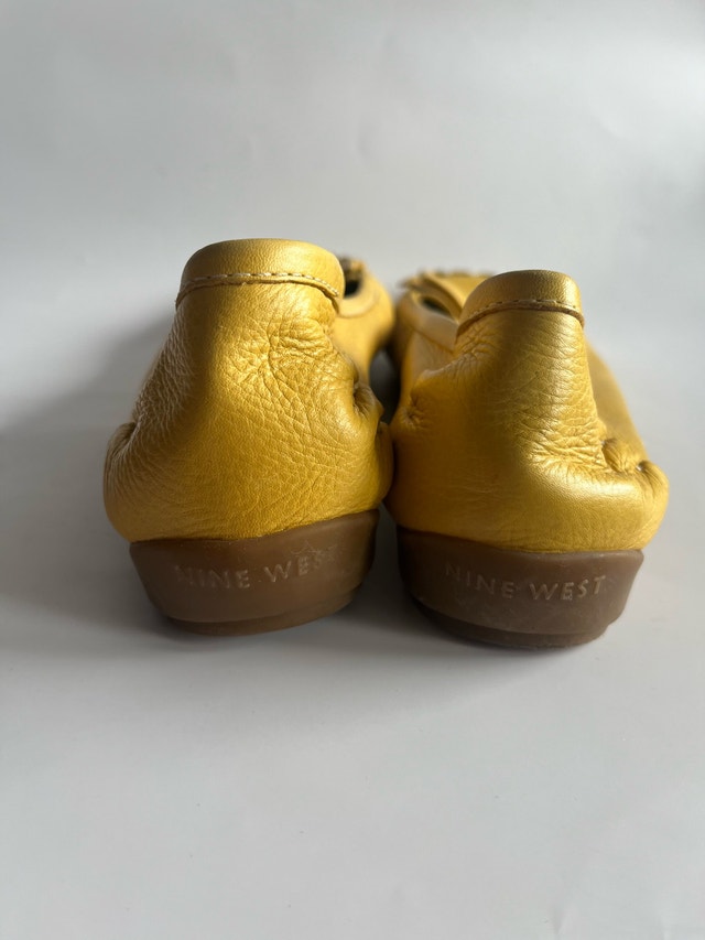 Nine West Yellow Moccasin Flats Casual Slip-Ons Size 10 - photo 5