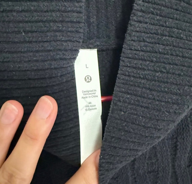 lululemon Women's Black Turtleneck Sweater Size L - photo 2