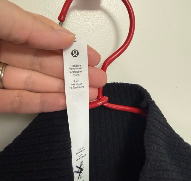 lululemon Women's Black Turtleneck Sweater Size L - photo 3