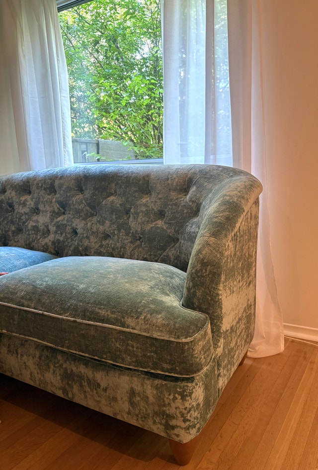 3 Seater New Sofa - photo 2