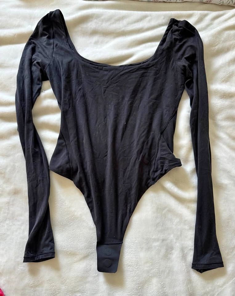 Lululemon Nulu Square Neck Long Sleeve Bodysuit - Small