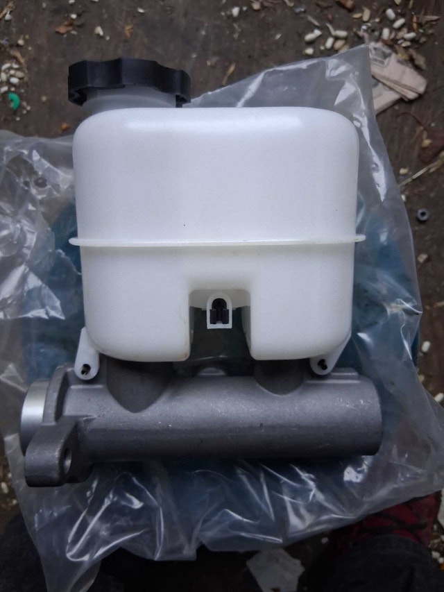 New Master Cylinder for Vehicle Braking System - photo 2