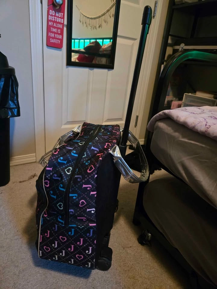 Justice Carryon Bag - photo 4