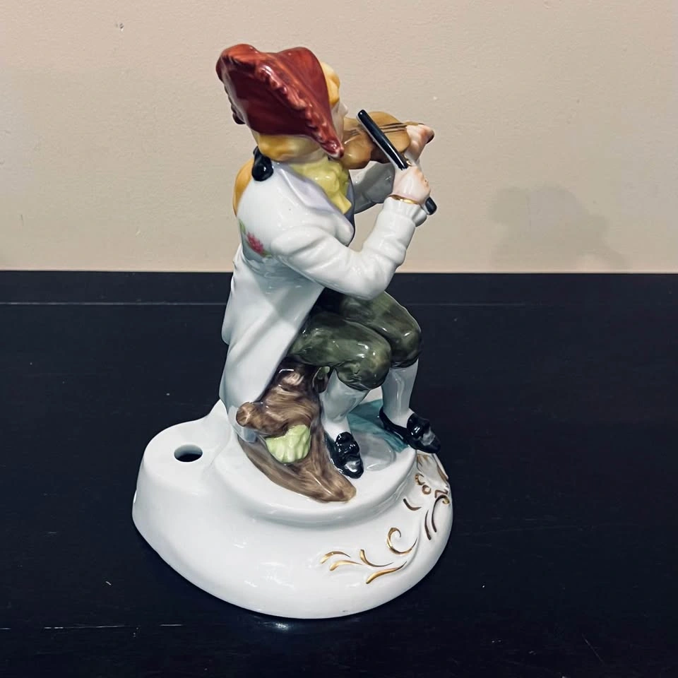Vintage Victorian Porcelain Figurine Lamp Base "Violinist Boy" - photo 4