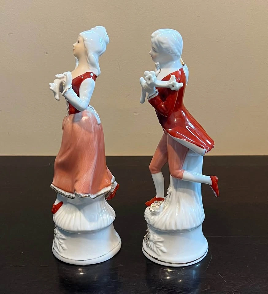 Vintage Pair 9” Porcelain Figurines Man & Woman Victorian Regenc - photo 2