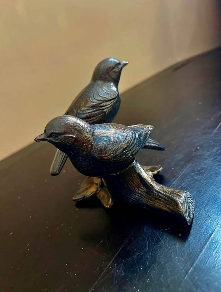 Vintage Love Birds on Metal Branch Salt & Pepper Shakers - photo 3