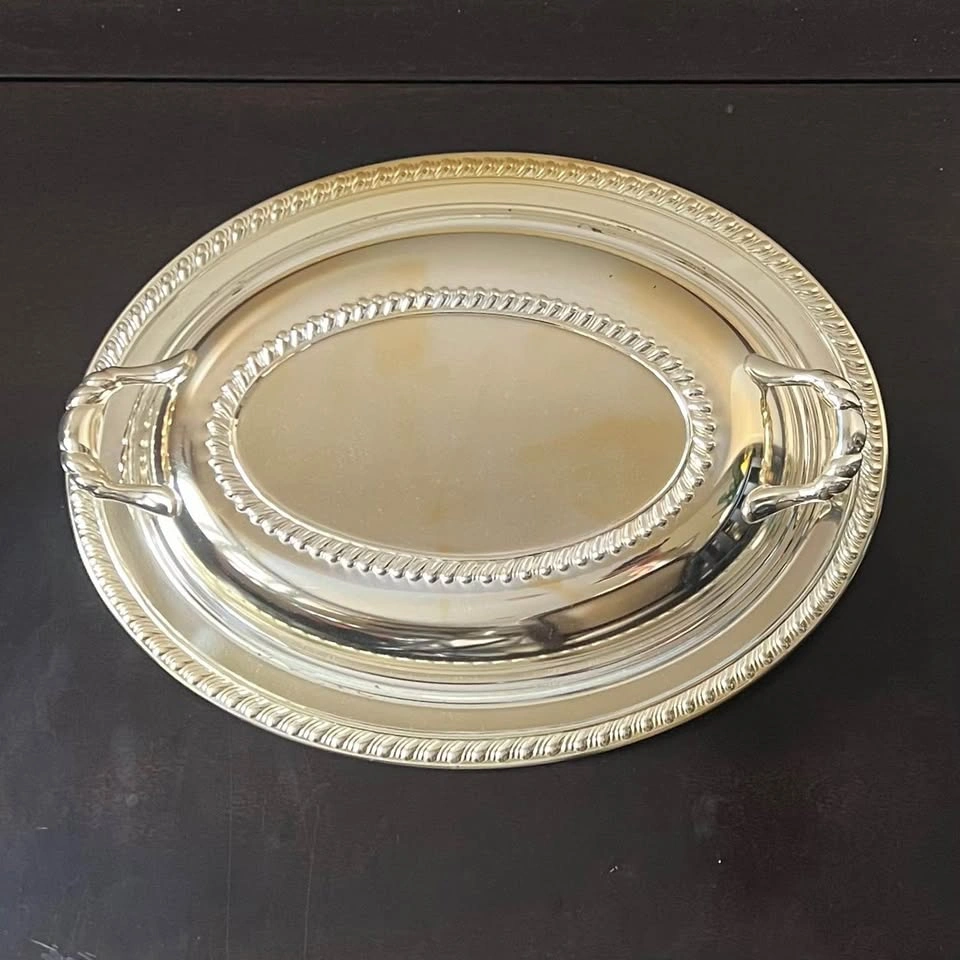Vintage Wm A Rogers Silver Plated Serving Dish w/ Glass Insert - photo 2