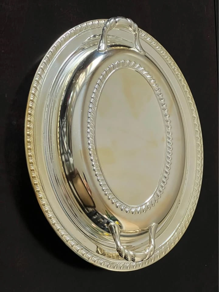 Vintage Wm A Rogers Silver Plated Serving Dish w/ Glass Insert - photo 3