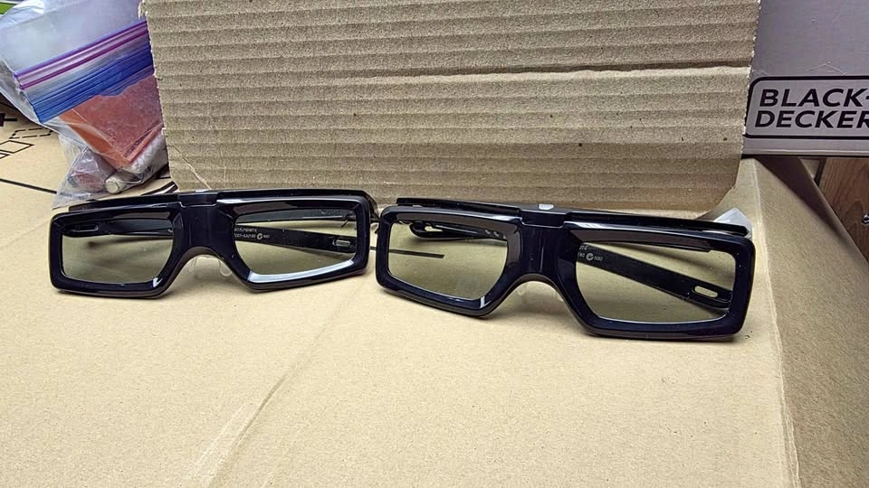 4 Sony Active 3D Glasses