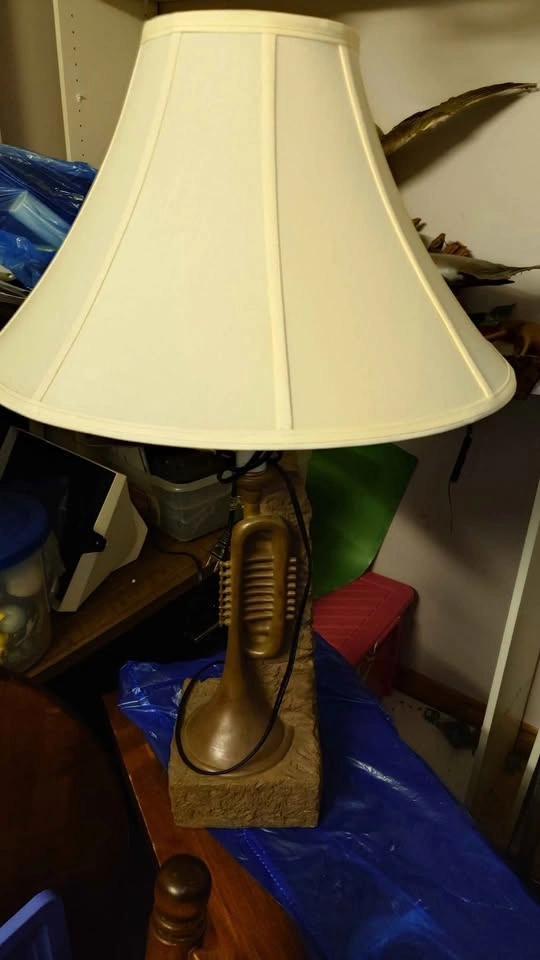 Unique Vintage Trumpet Table Lamp with Shade - photo 3