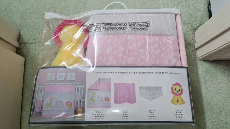 2 Baby Girl Crib Bed Sets - photo 2