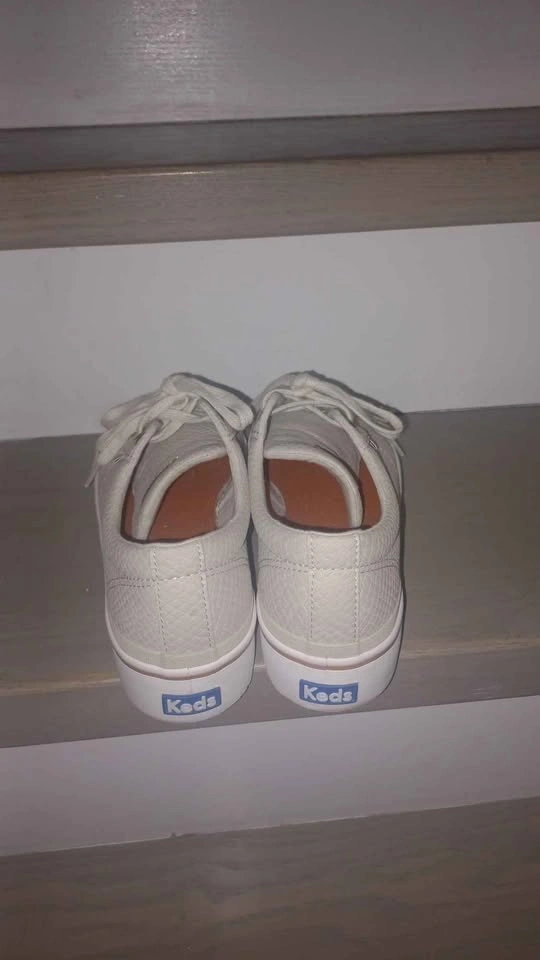 Sneakers Size 9 - photo 2