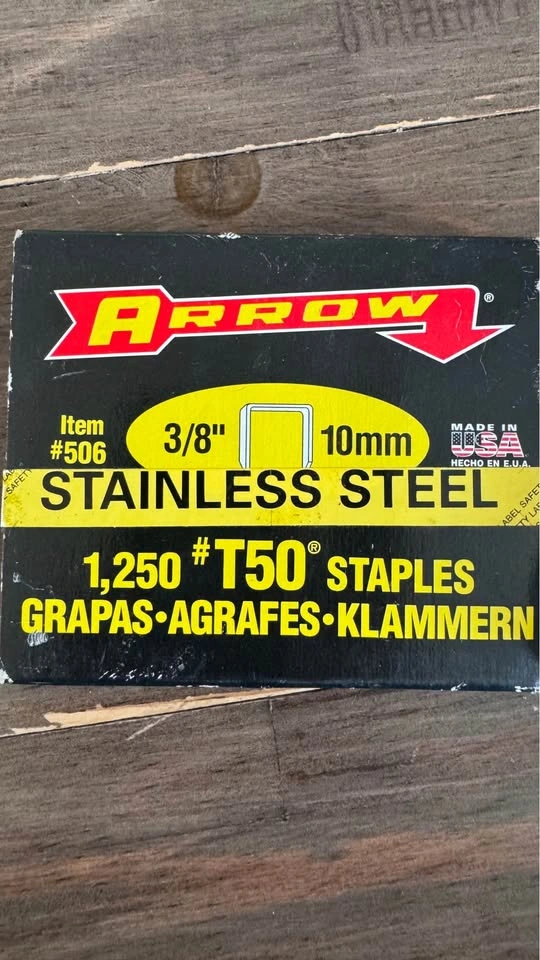 Stanley SharpShooter Heavy Duty Staple Gun + Box of Staples - photo 4