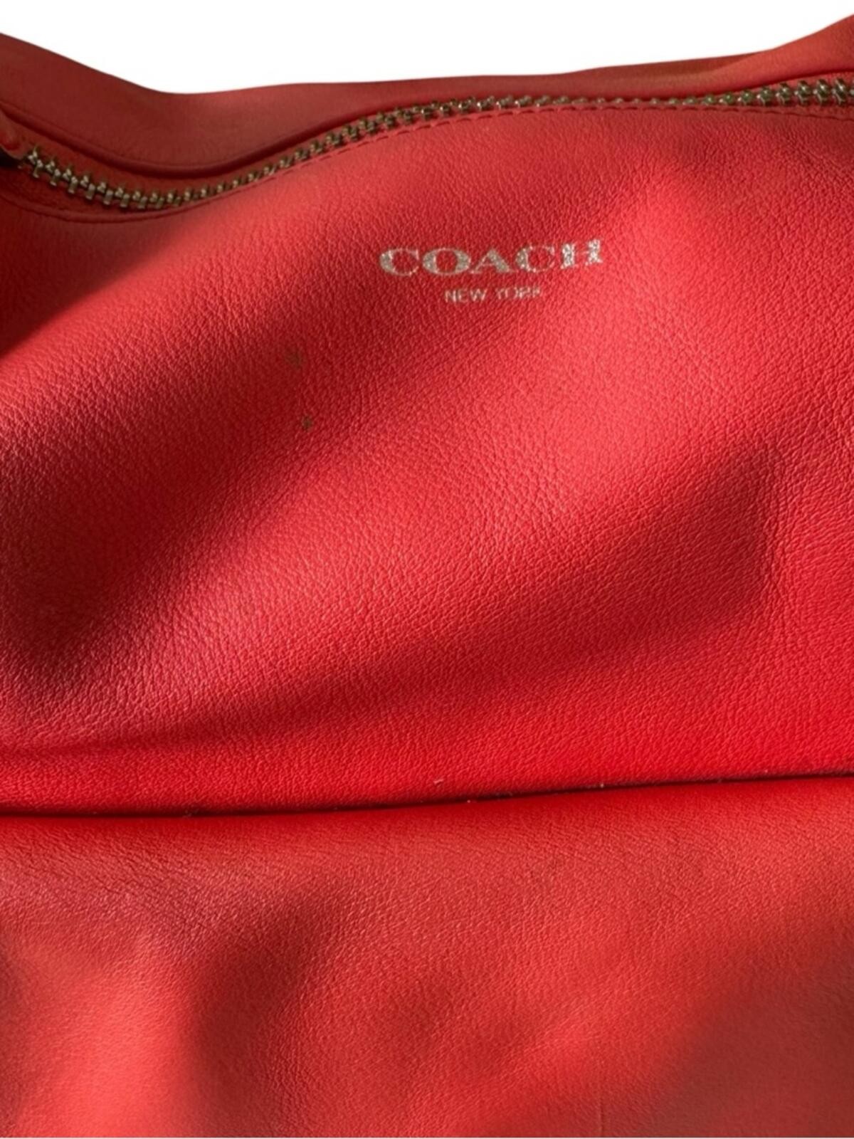 Coach Courtney Legacy Coral/Orange Leather Turnlock Hobo Shoulde - photo 5