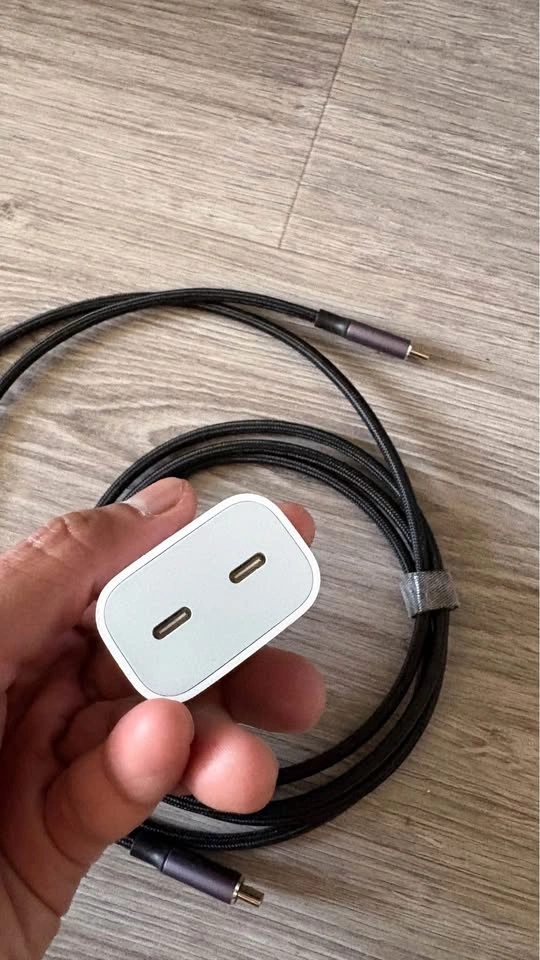 240W USB-C Cable with Wall Charger - photo 5