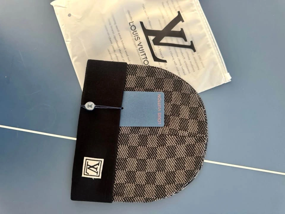 Lv beanie - photo 2