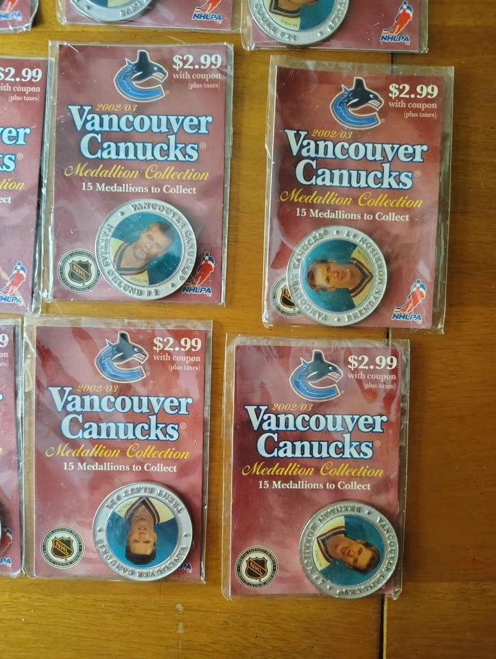2002-03 Vancouver Canucks NHL Medallions ($1 Each) - photo 5