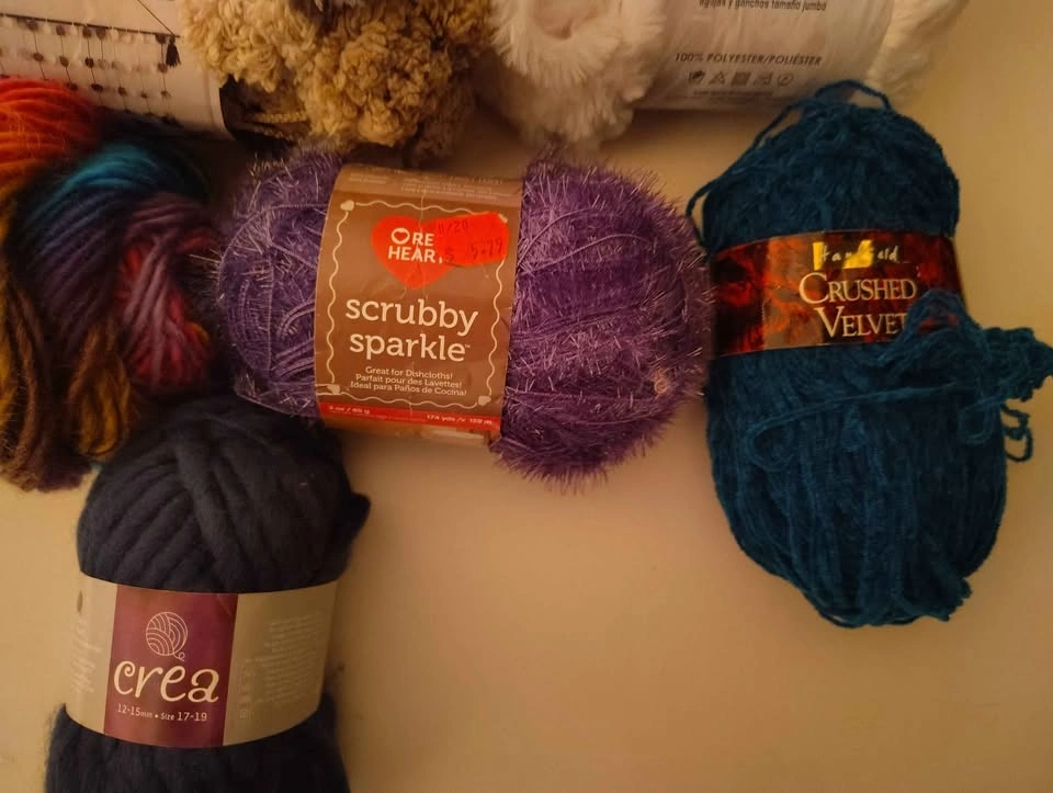 Assorted Yarn Lot - Red Heart, Lion Brand, Bernat, Faux Fur - photo 4