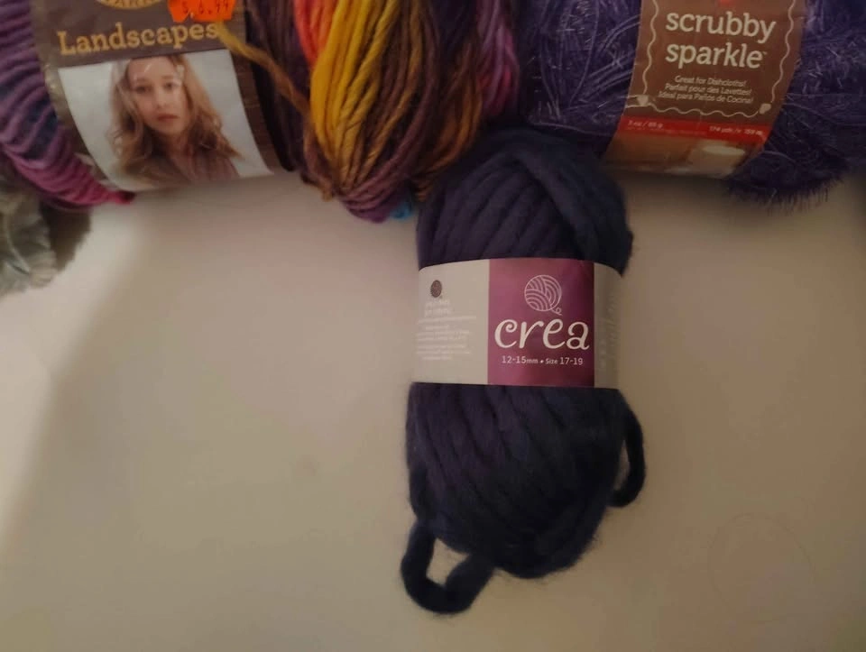 Assorted Yarn Lot - Red Heart, Lion Brand, Bernat, Faux Fur - photo 5