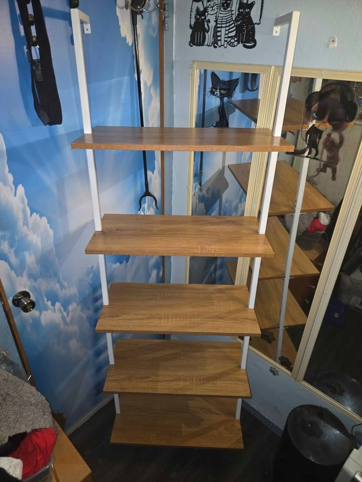 5-Tier Wall-Mounted Ladder Bookshelf - photo 2