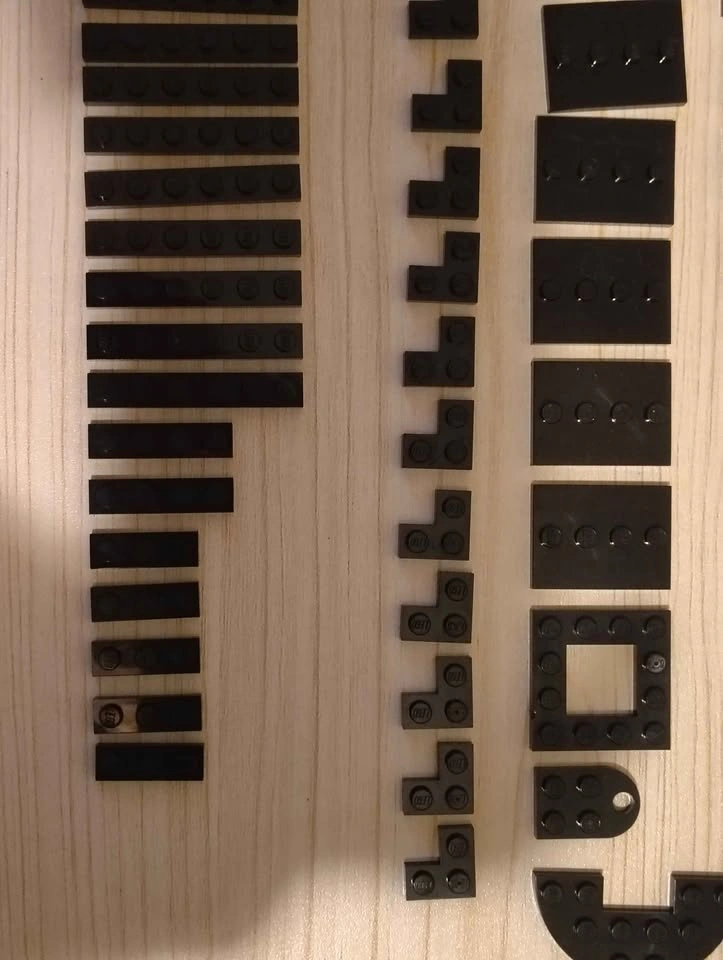 Black LEGO Bricks & Plates - Bulk Lot - photo 3