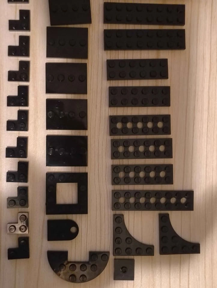 Black LEGO Bricks & Plates - Bulk Lot - photo 4