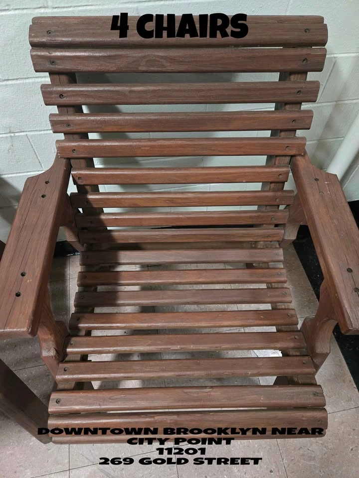 Set of 4 Wooden Slat Chairs - photo 4