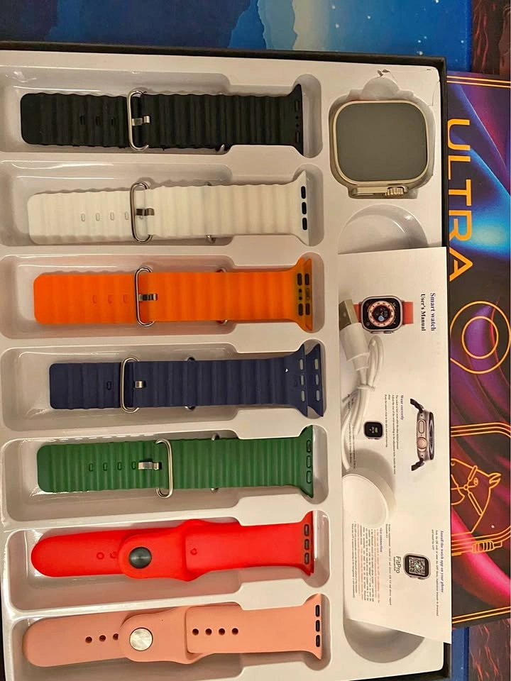 NEW SMART WATCH WITH 7 STRAPS