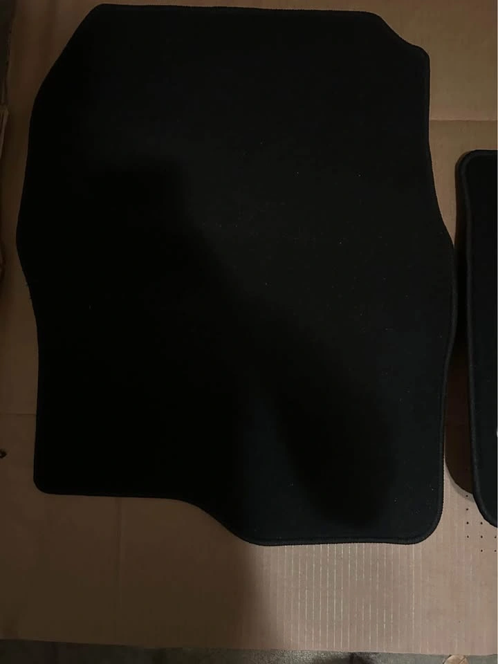 NEW 2023 Honda CR-V carpet floor mats - photo 2