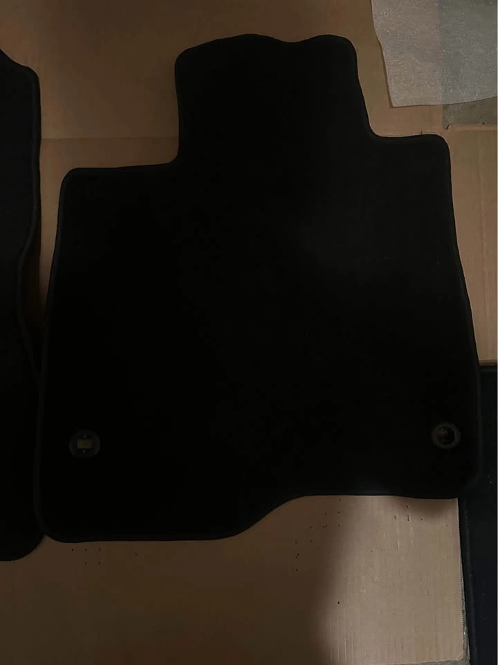 NEW 2023 Honda CR-V carpet floor mats - photo 3