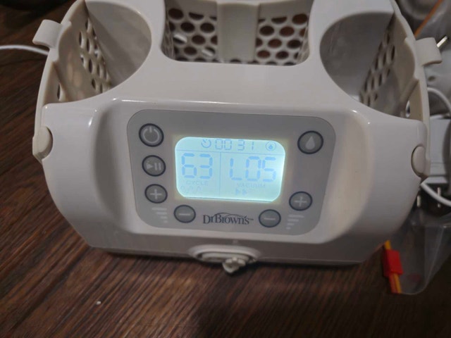 Dr. Browns Electric Breast Pump - photo 2