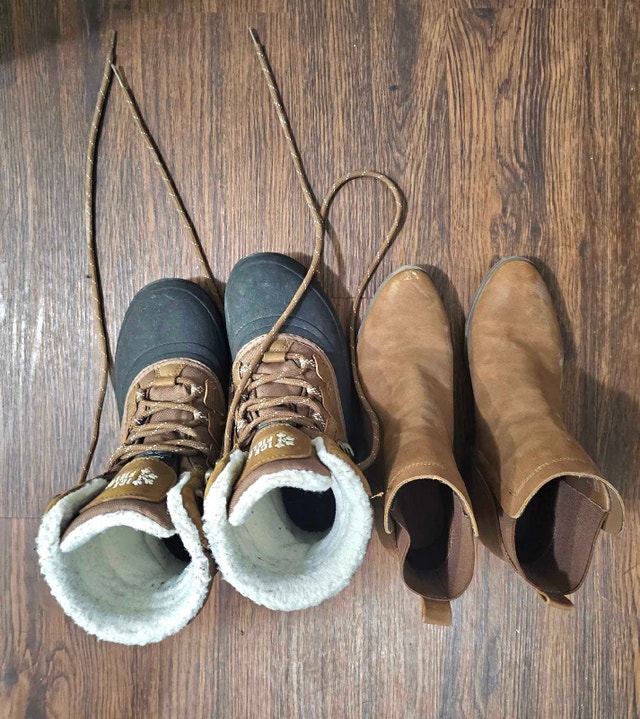 Kamik Winter Boots & Brown Ankle Boots - Size 6