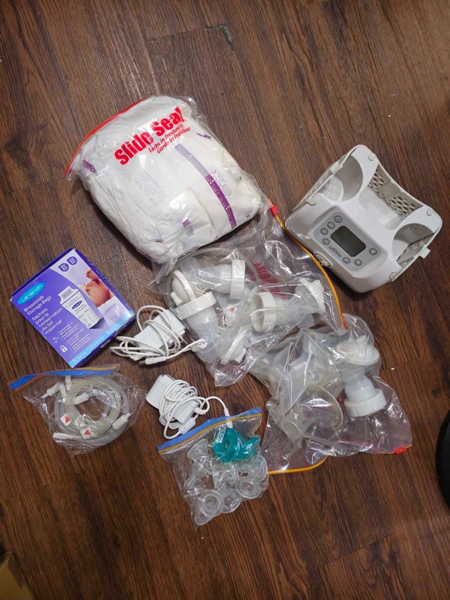 Dr. Brown's Customflow Double Electric Breast Pump - photo 2