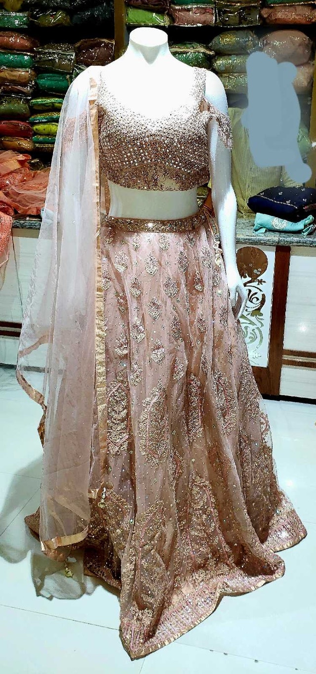 Peach Embroidered Lehenga Choli Set - Never Worn Designer - photo 5