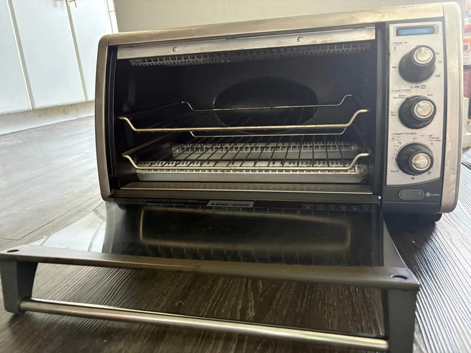 Black & Decker Countertop Convection Oven - photo 2