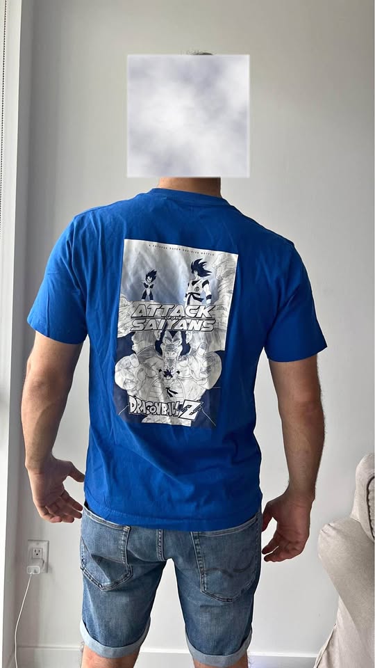 Uniqlo Dragon Ball Shirt - Men's Large