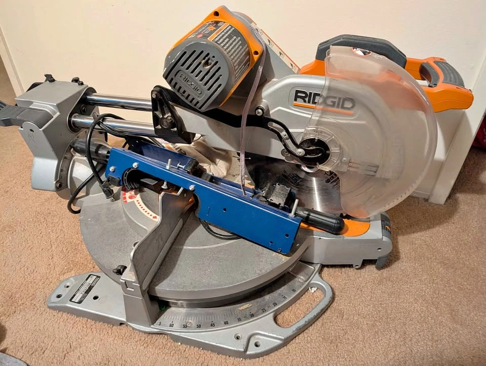 Ridgid 12" Dual Sliding Miter Saw