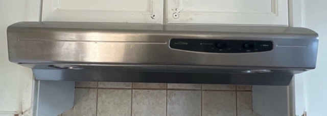 KitchenAid Double Oven, Cooktop, Cabinetry & Corian Countertop - photo 2