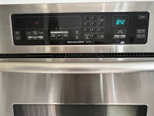 30” Kitchenaid Double Wall Oven - photo 2