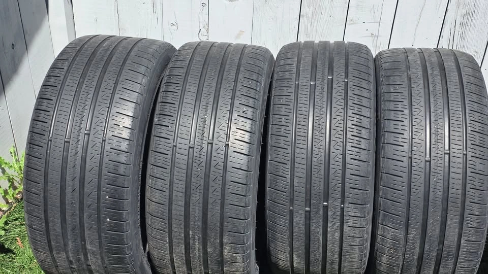 245/40/18 Pirelli All Season Tires - photo 2