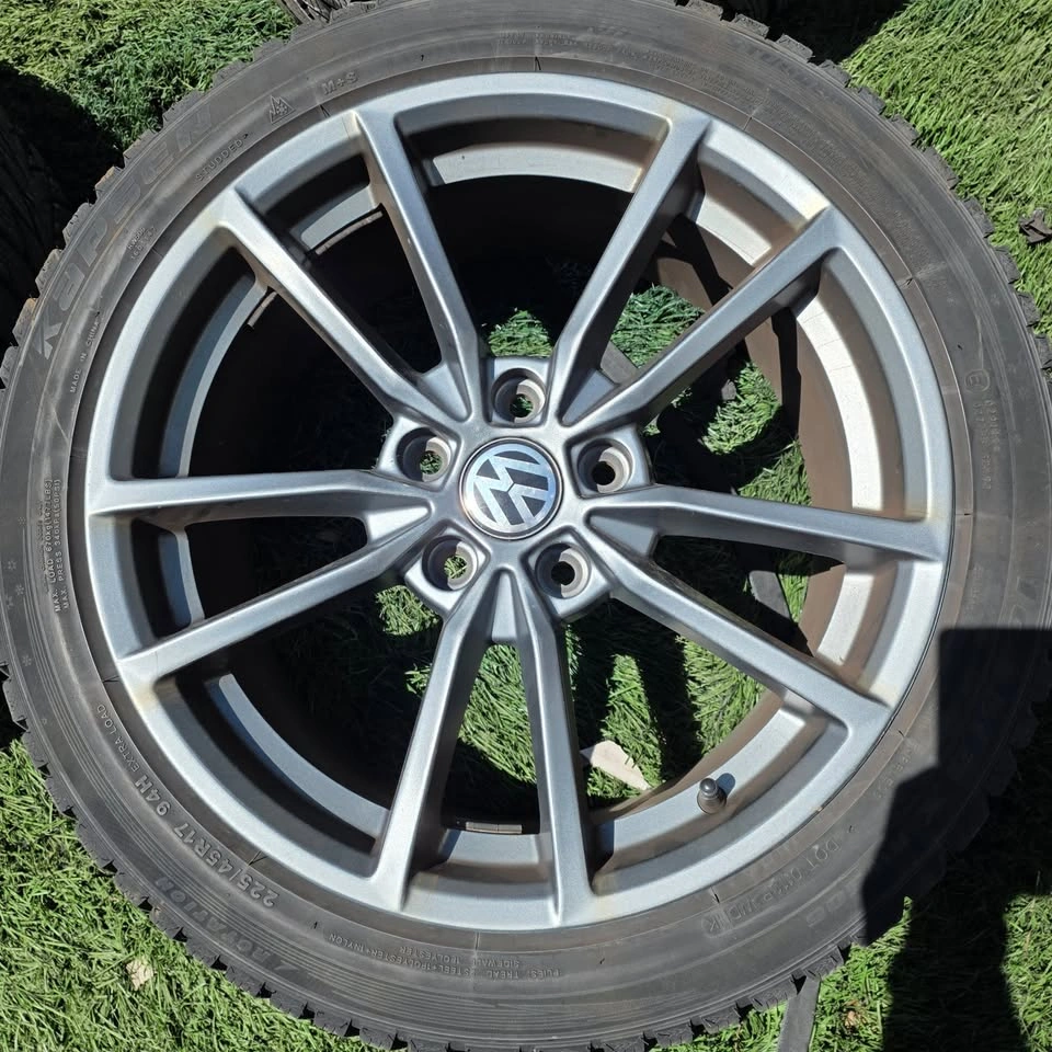 225/45/18 Kapsen Winter Tires with RS Alloy Rims 5x112 - photo 2