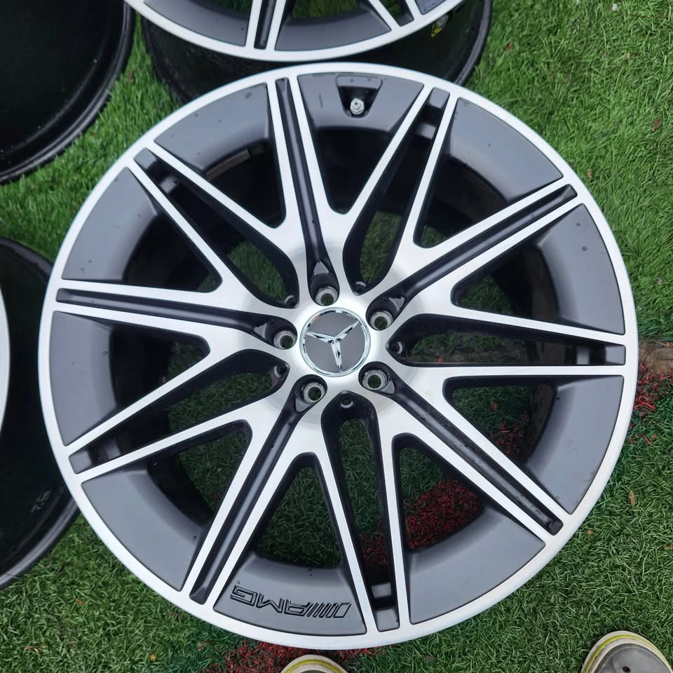 20" Mercedes Benz AMG GT OEM Alloy Rims w/ TPMS (Set of 4) - photo 2