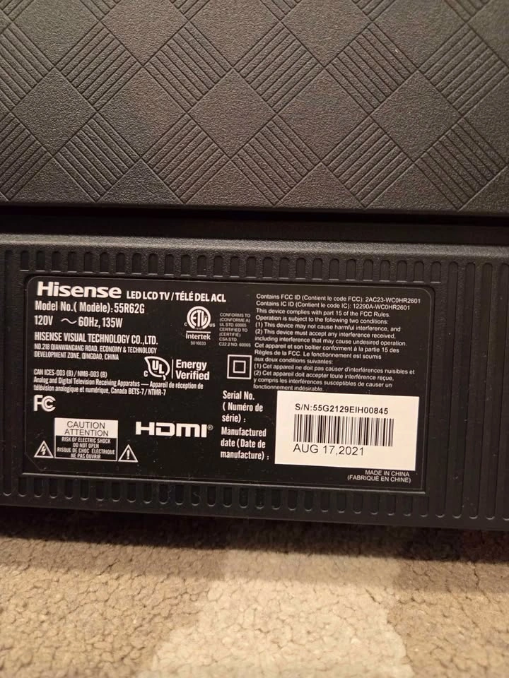 55" Hisense TV - Not Working - For Parts or Repair - photo 3