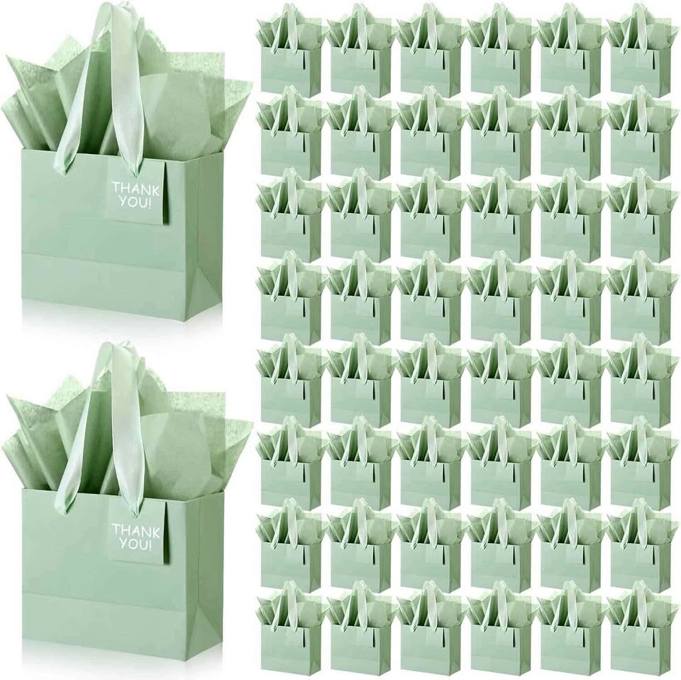 100 Pcs 4.7x2.4x3.9 In Gift Bags Bulk